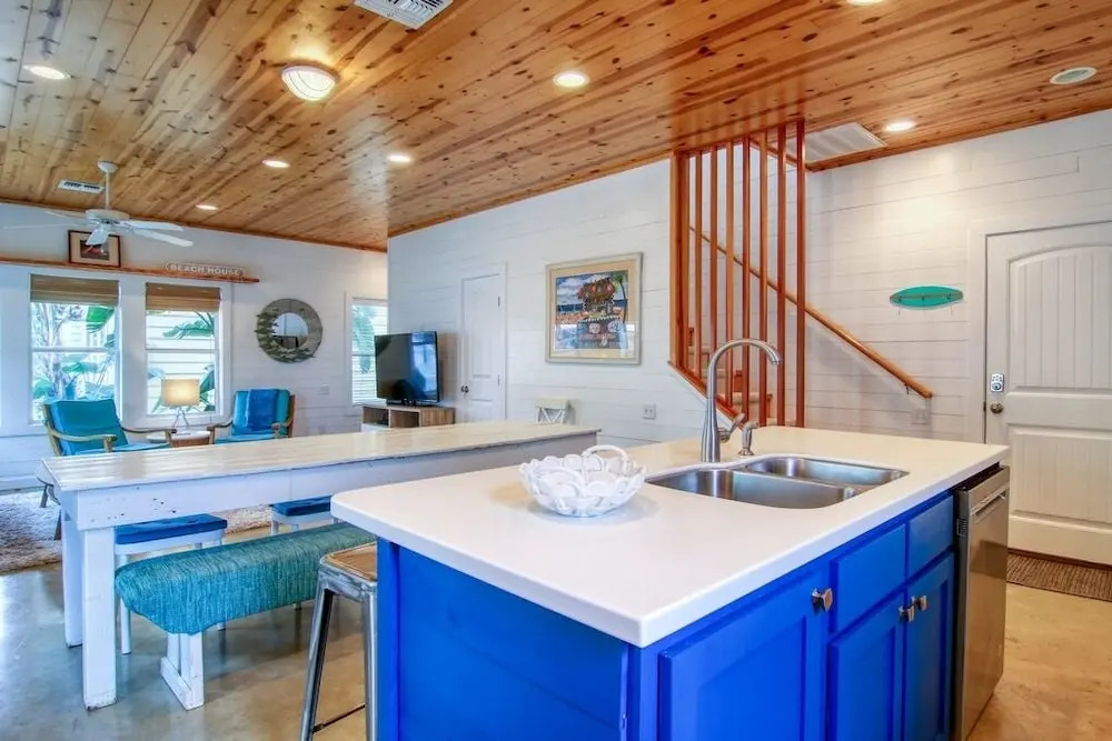 Villa Blue - 4 Br Home