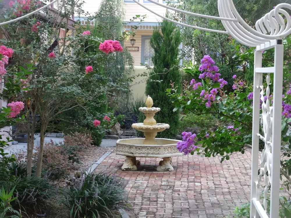 Casa De Solana Bed and Breakfast