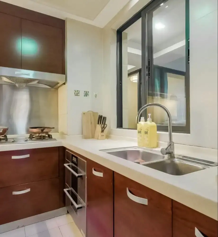 Locals Boutique Apartment Huafa Plaza.4