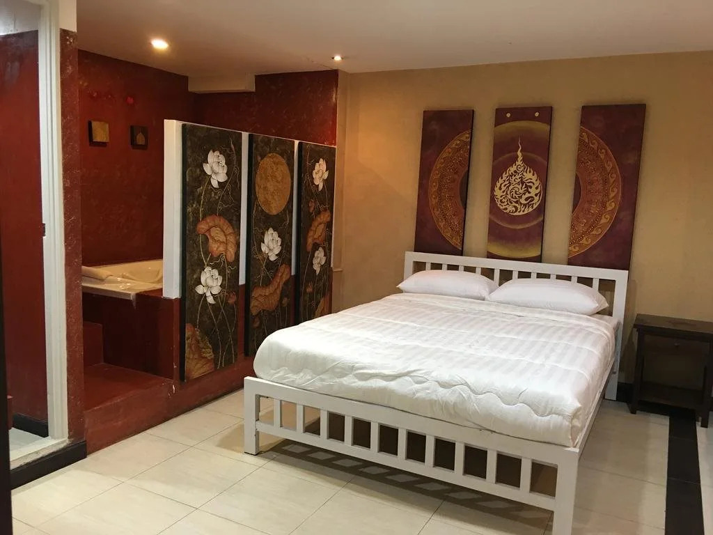 Mag and Ken Hostel