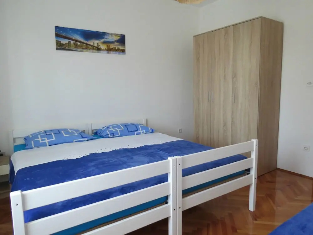 Apartments Elvira