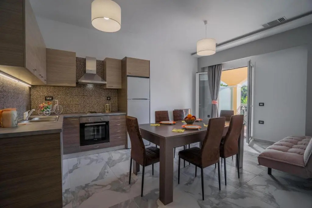 Katsaros Luxury Apts 5min walk to beach