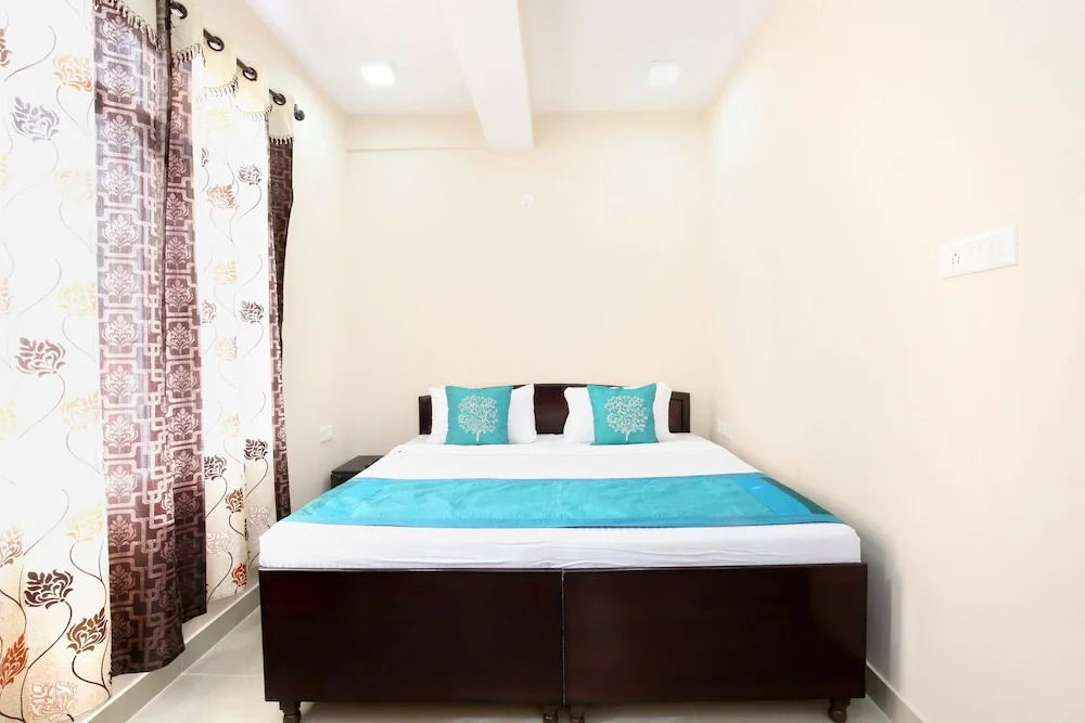 OYO 10839 Home Cozy Studio Kanlog Shimla