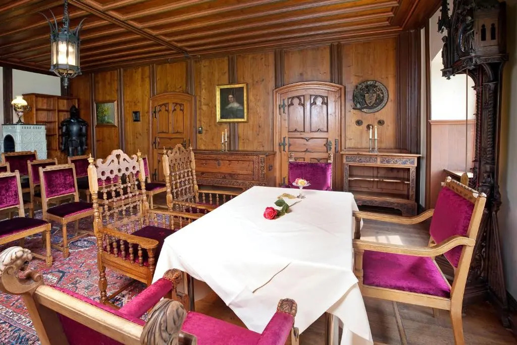 Schloss zu Hopferau