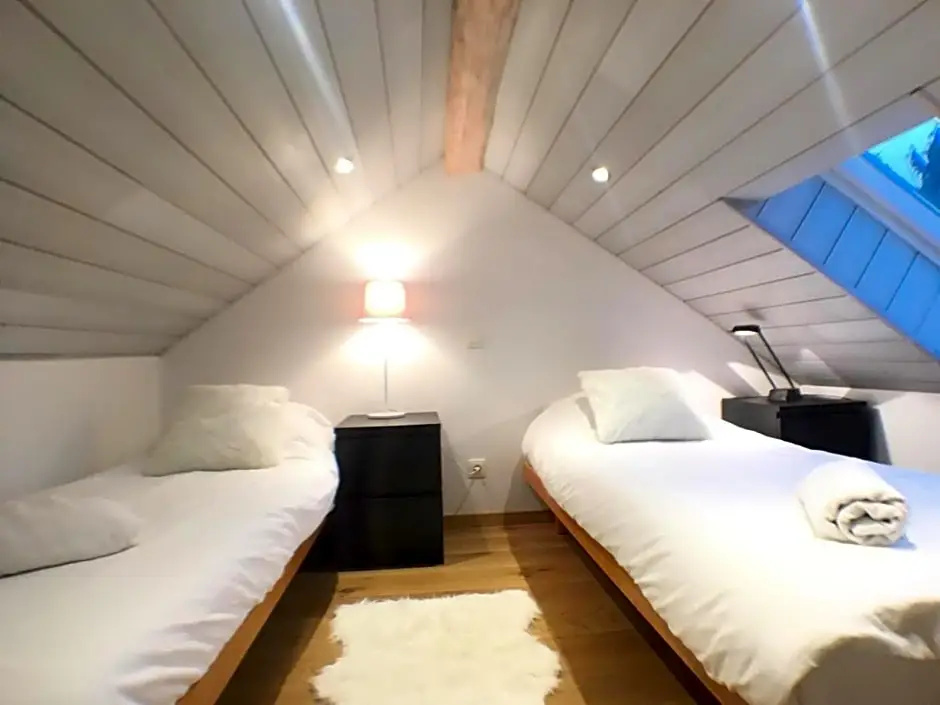 B&B Pegasus II - Chambre familiale de luxe avec sauna privatif et coin repas