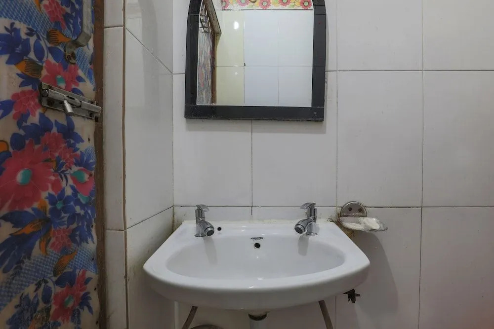 Hotel Sweet Home DX I Nearby New Delhi Railway Station