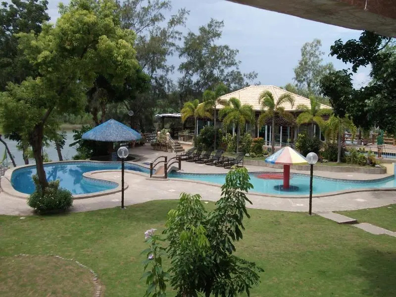 RedDoorz Plus @ Rio Grande de Laoag Ilocos Norte