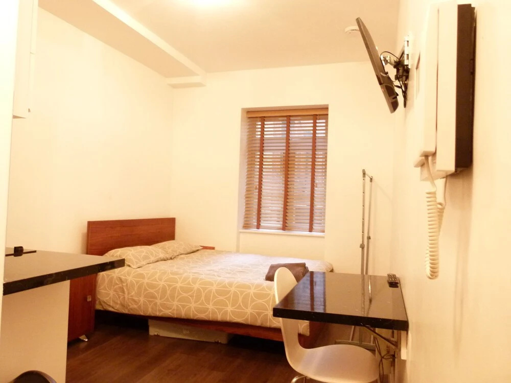 SS Property Hub - City of London Apartment Studio 4