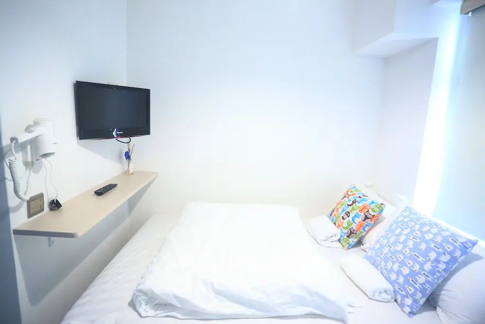 As 1 Hotel