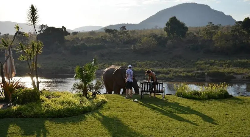 Khandizwe Kruger Villa