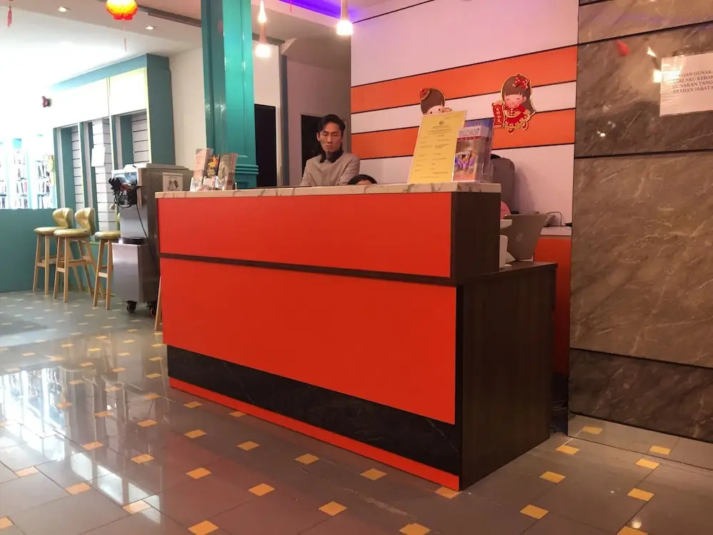 OYO 89979 Diamond Hotel