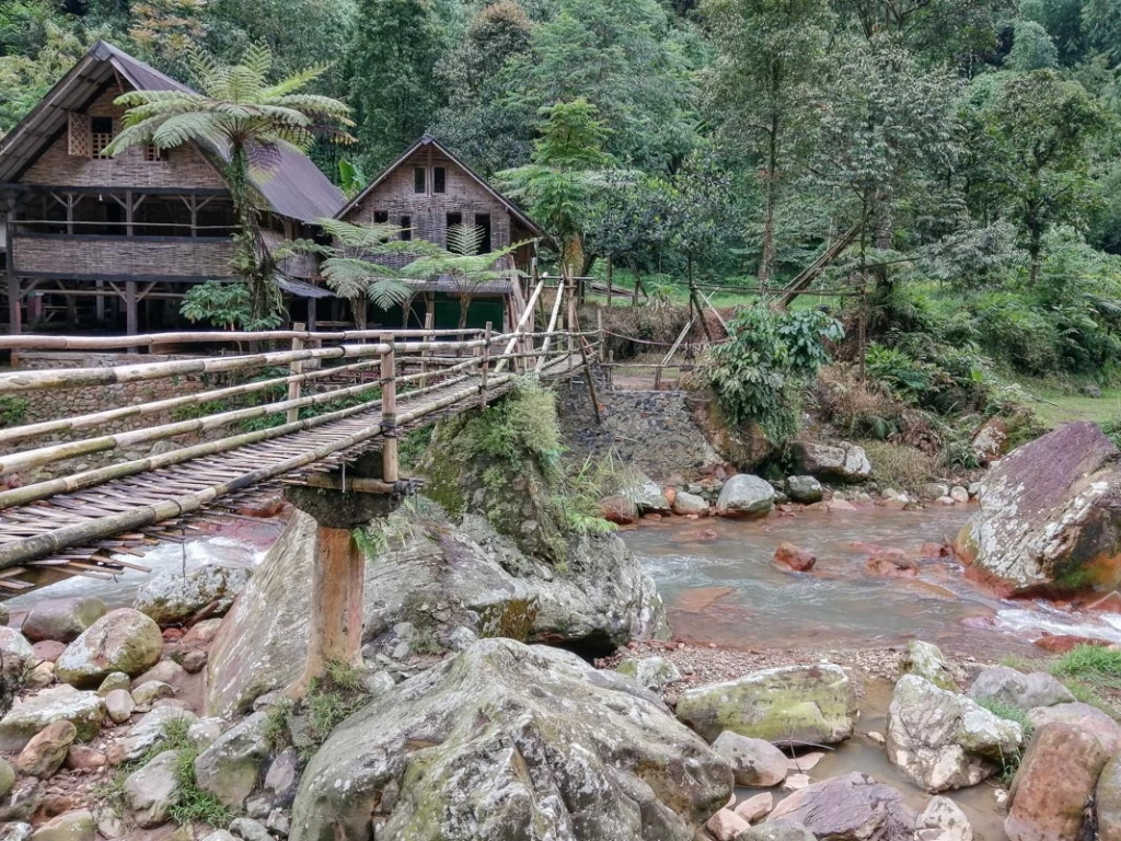 Homestay Curug Bungsu Redpartner