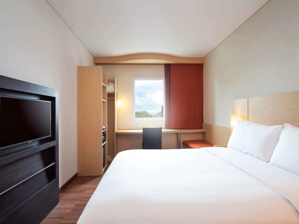 Ibis Makassar City Center