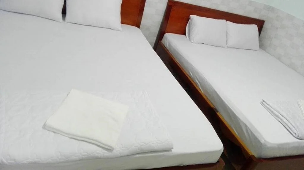 GOLD HOTEL