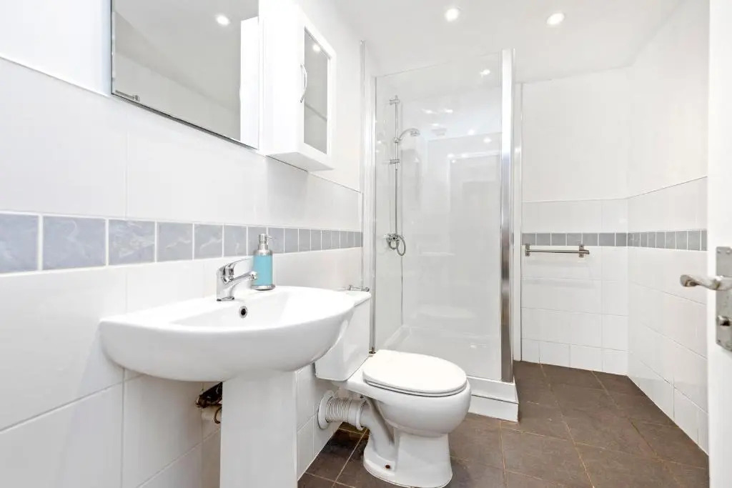 JOIVY Cosy 3bed Family Flat near Leith