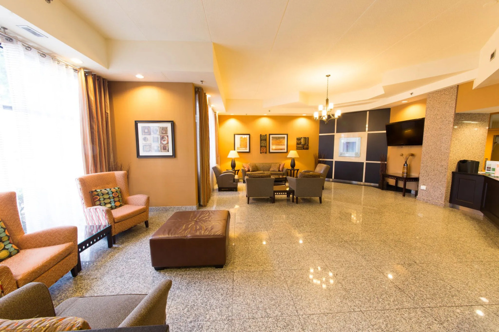 Holiday Inn Windsor - Ambassador Bridge by IHG