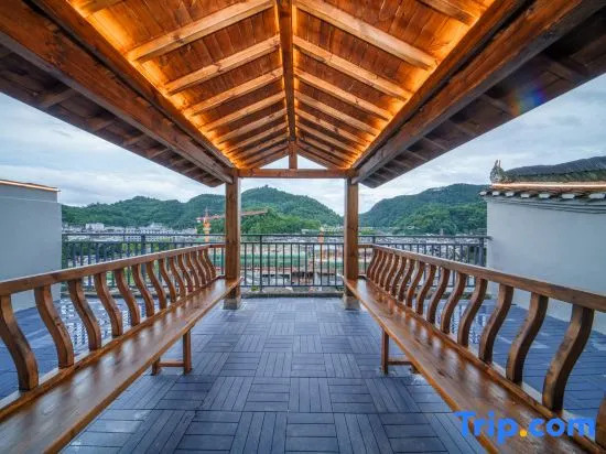Baihe Jiushe Qingcheng Homestay , Furong Town