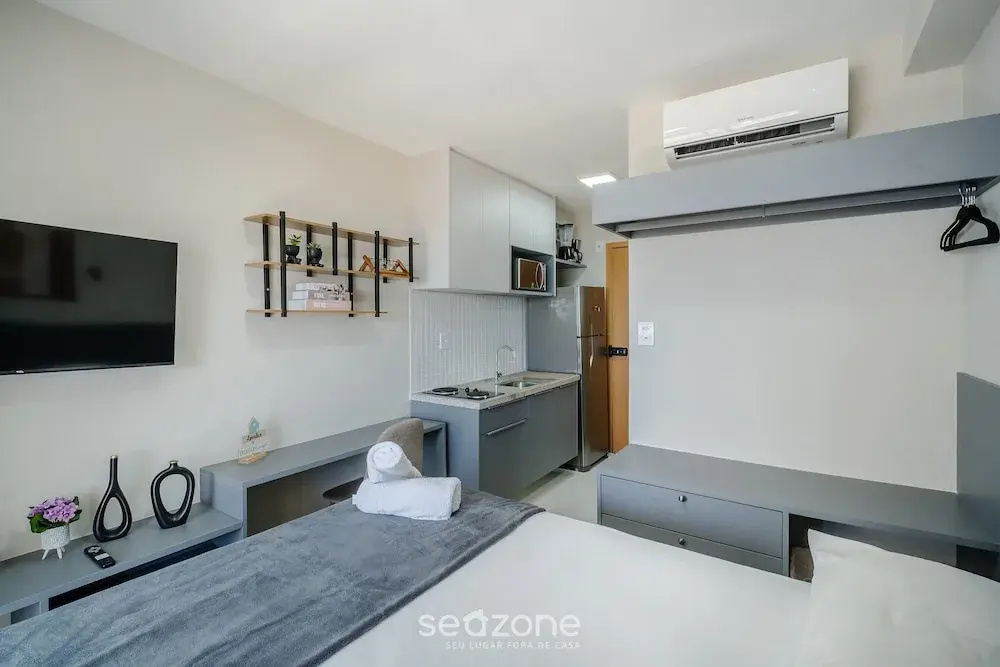 SMT - Building 750m From the Beach in Salvador