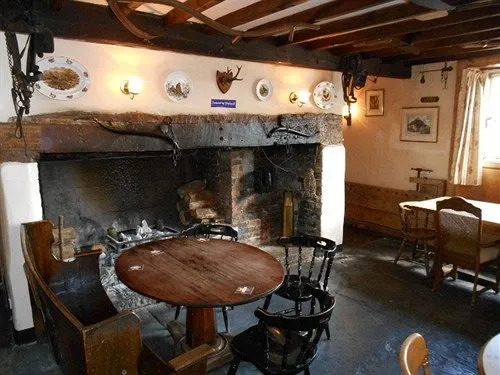 Unicorn Inn