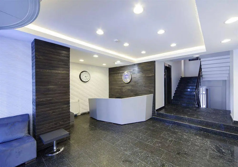 Nil Luxury Academic Apart
