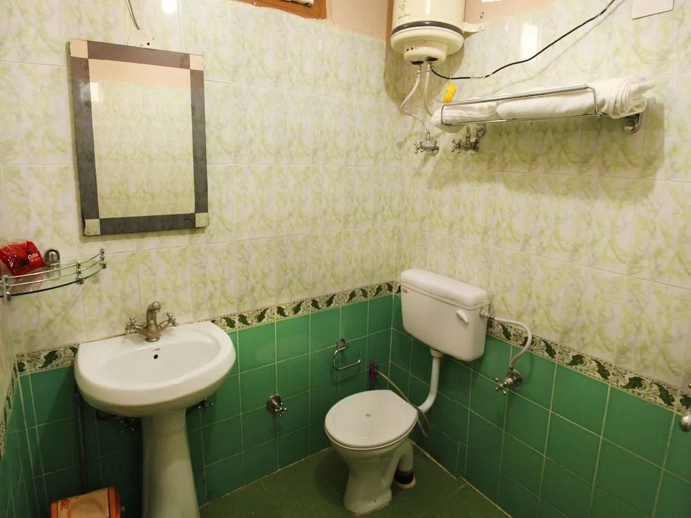 OYO 9648 Hotel Morainic Hills