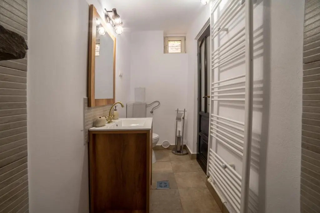 Gloria Apartments