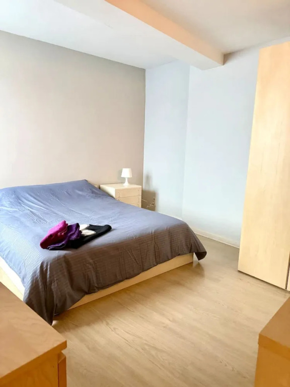 3 min to the Grand-place 6 min to Manneken Pis Sleeps 6