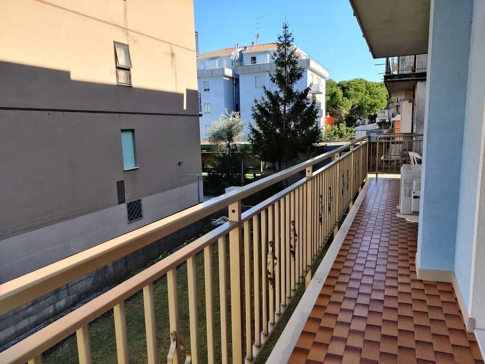 Comfy Flat Near the Beach