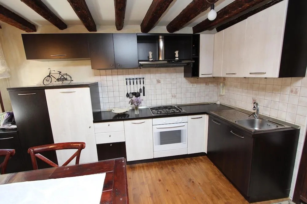 Apartment Midea