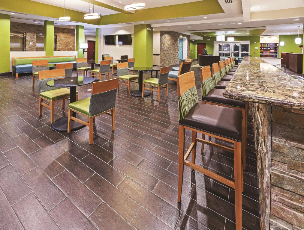 La Quinta by Wyndham Houston Willowbrook