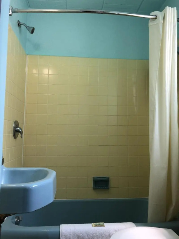 Monaco Motel - Wildwood Beach & Boardwalk