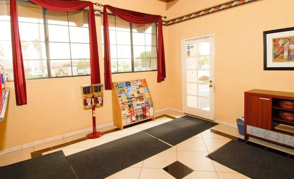Regency Hotel - Moreno Valley