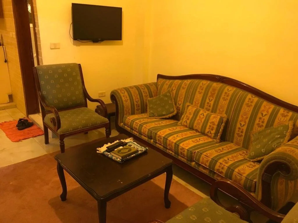 Suzan Hotel Apartments