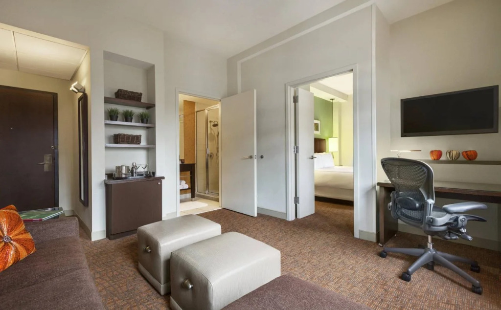 Glenn Hotel, Autograph Collection