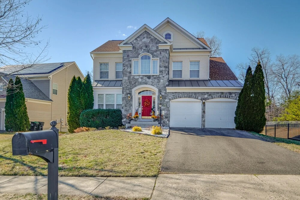 Spacious Woodbridge Home Near Leesylvania Park!
