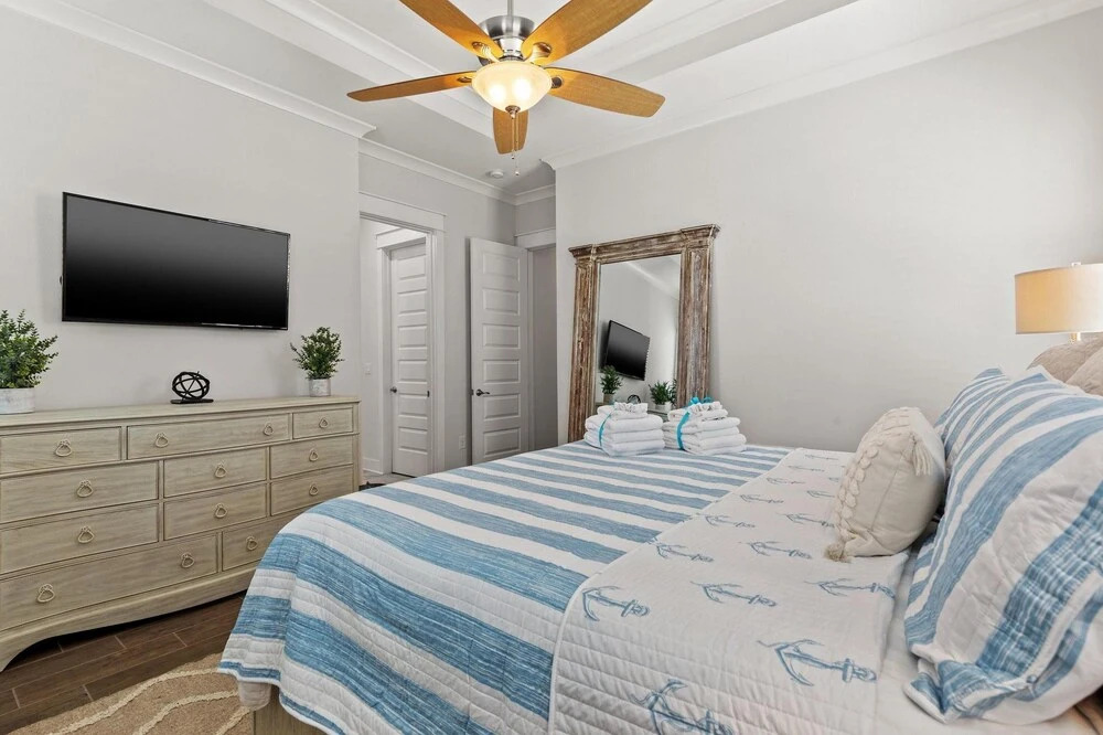 24 York Lane - Edgewater Escape by Blue Swell