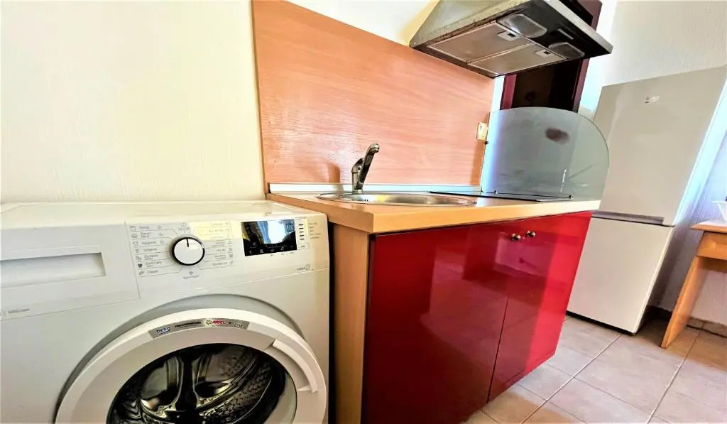 Miramar Front Beach Self Catering Apartments No Swim Pool Access