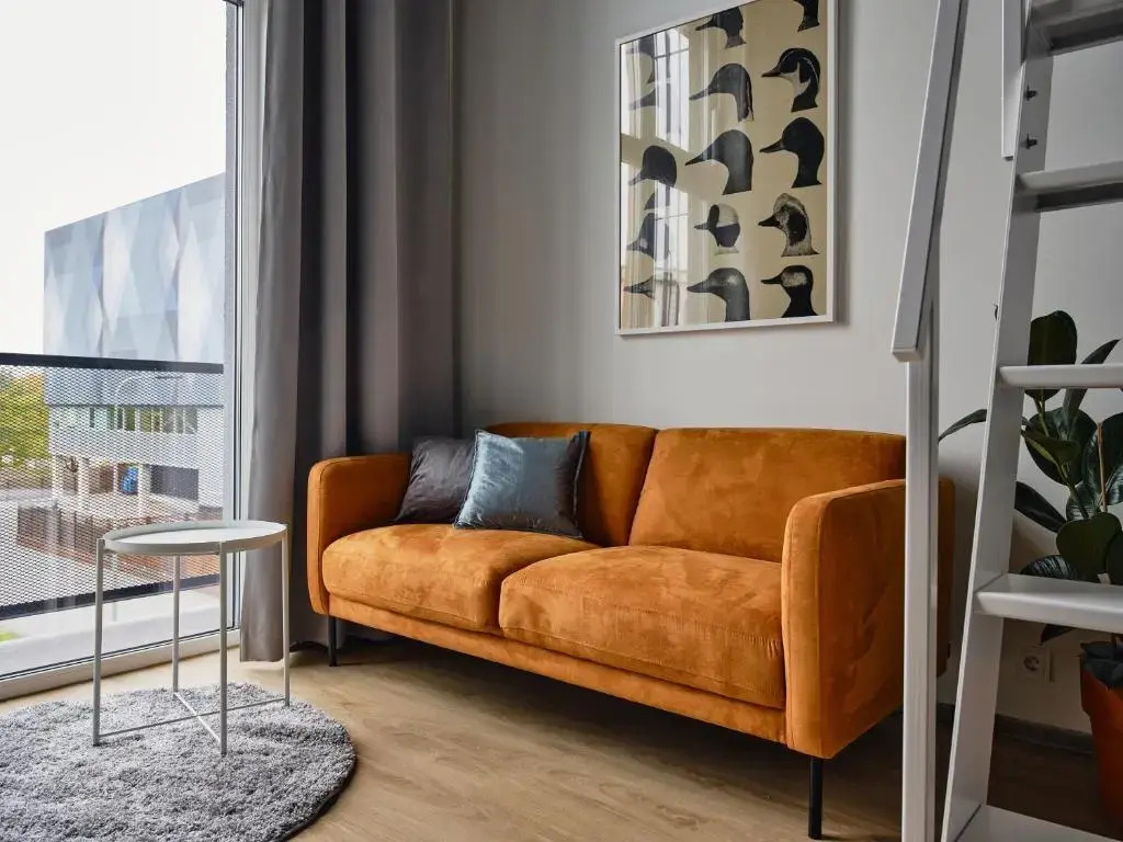 Campus House by Larsen