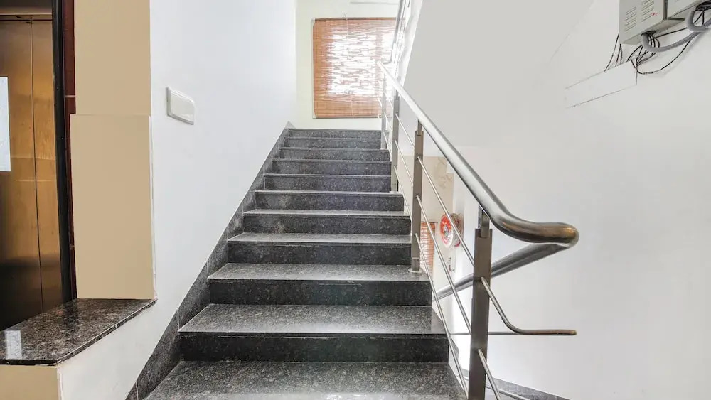 FabHotel MRV Inn