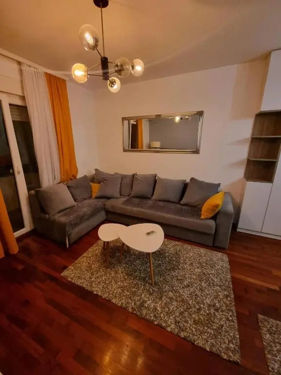 5 star apartment