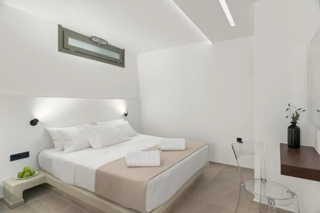 Dream of Paros
