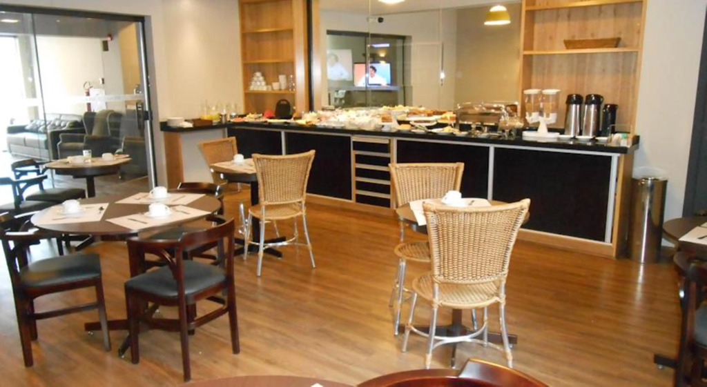 Ideali Hotel