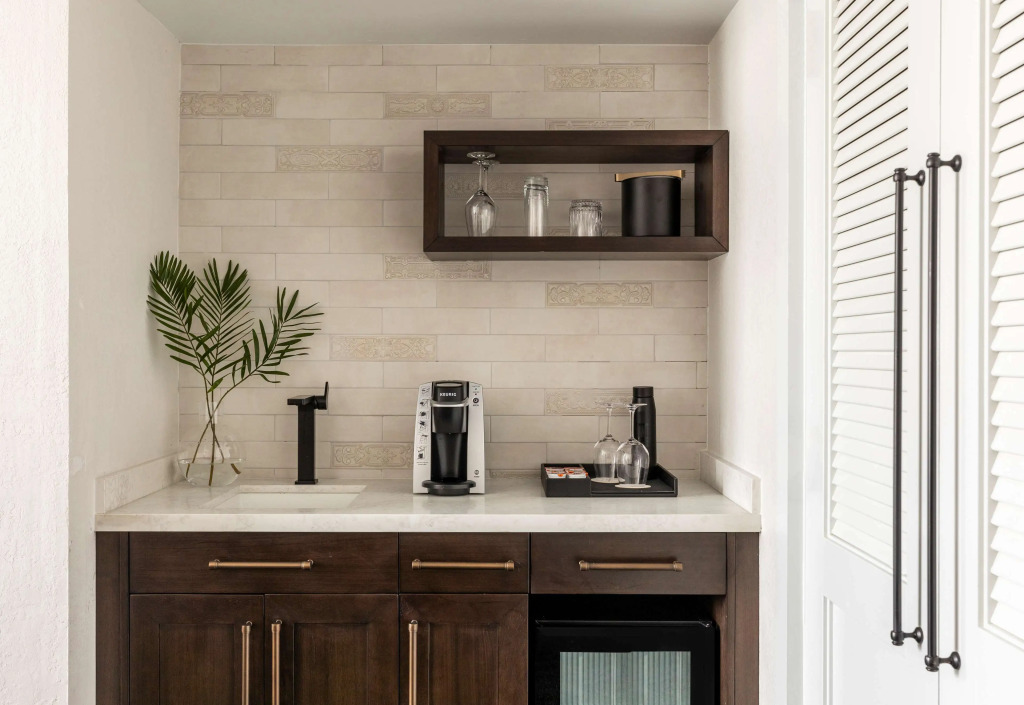 Mills House Charleston, Curio Collection by Hilton