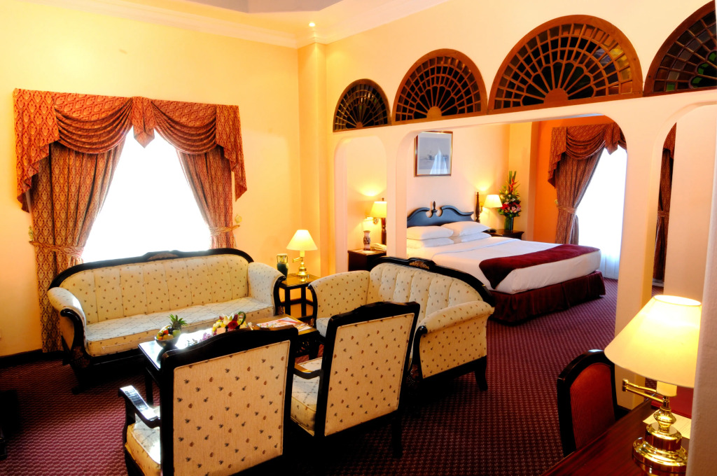Отель Delmon International Hotel