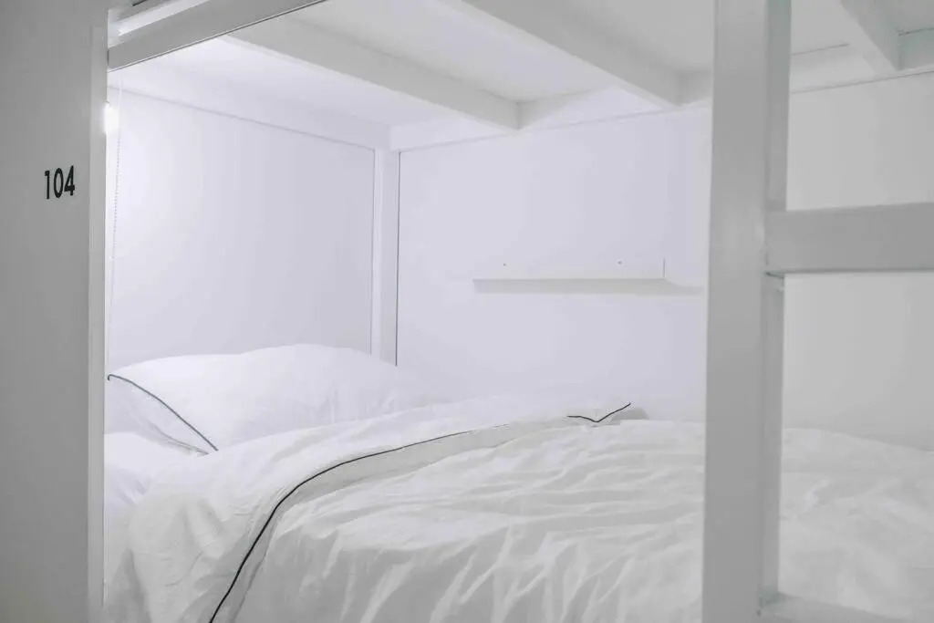 820house - Entire Floor 4 beds