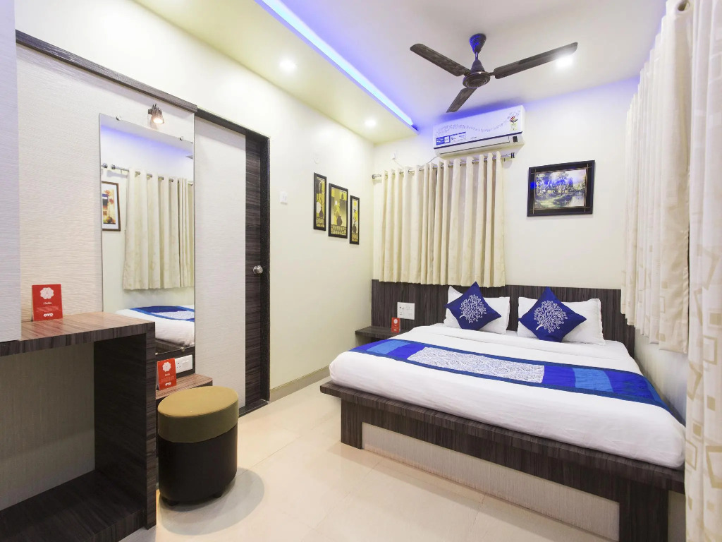 OYO Flagship 10078 Hotel Shriniwas Executive