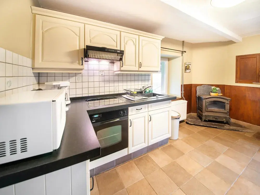 Test Property Beautiful holiday home near Vielsalm with rural view