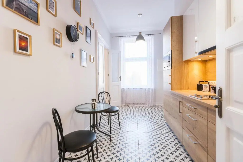 Vintage Podzamcze Apartment