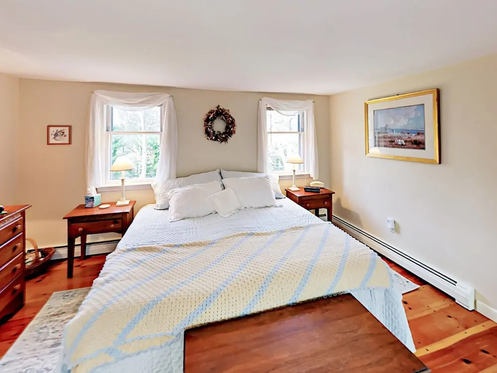 Daisy Street 12 - 4 Br Home