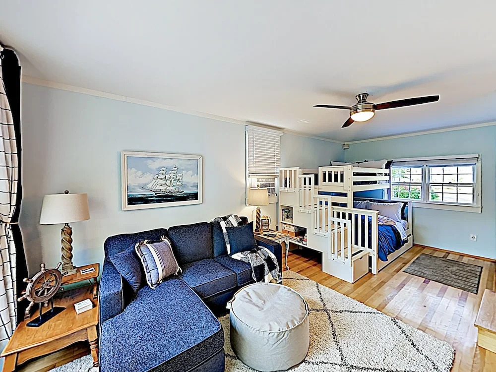 Gulf View 17 - 3 Br Home